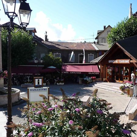 La Rochette Hotel Гилестр Екстериор снимка